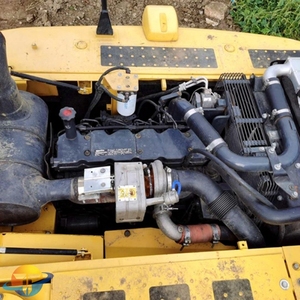 รถขุดตีนตะขาบ Komatsu PC200-8 มือสอง ราคาถูก - Product Image 2