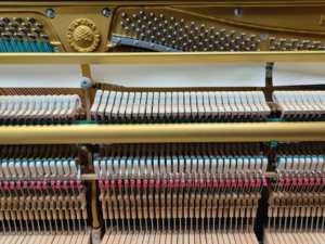 Piano droit Yamaha U5 brun pour joueurs professionnels, piano d'occasion japonais de seconde main, bois massif, 88 touches, U1 U2 U3 U4 U5 - Product Image 3