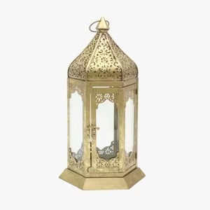 Decoraciones de Ramadán, Candelabro Marroquí de Metal Dorado con Vidrio Naranja para Decoración del Hogar - Product Image 5