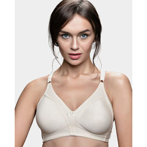 Soutien-gorge sans fil en polaire 320 pour femmes en blanc/noir/beige, confortable et respirant avec fermeture à crochet et logo sur la bonnette - Product Image 1