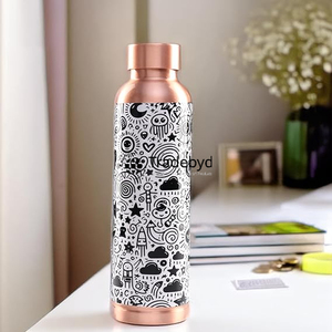 Large gamme de bouteilles en cuivre pour une vie saine exclusive par Tradebyd - Product Image 1