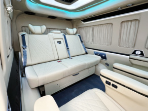 Furgoneta de Lujo <span class=keywords><strong>Hiace</strong></span> de 7 Plazas |   Transmisión Automática, Volante a la Izquierda, Gasolina |   Interior Blanco con Acabado Premium - Product Image 2