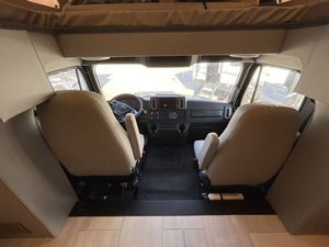 NOUVELLE CARAVANE DE VOYAGE T-I-F-F-I-N RV A-L-L-E--G-R-O BAY 38AB 2026 - Product Image 4