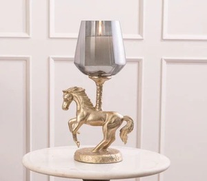 Bougeoir élégant pour cheval, parfait pour ajouter un charme élégant, confortable et sophistiqué au salon, à la chambre et à la salle à manger. - Product Image 3