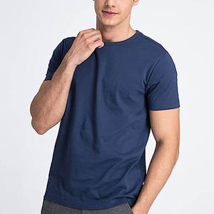 Camiseta clásica de manga corta con cuello redondo para hombre - Product Image 3