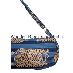 Sac de sport de luxe pour femme avec logo personnalisé, style épaule, fermeture éclair, tissu en coton imperméable pour le yoga, le week-end, la salle de sport, pour le fitness - Product Image 2