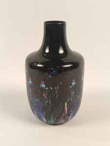 Jarrón de Flores de Aluminio Hecho a Mano, Precio al por Mayor, Jarrón de Flores Moderno para Mesa con Acabado Negro, Jarrón Decorativo para Oficina y Hogar, Último Modelo - Product Image 6