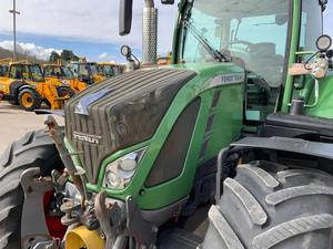 Mejor agricultura Fendt Tractor Fendt 724 4WD Walking Tractor disponible precio barato para la venta - Product Image 3