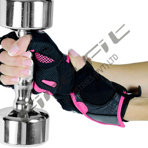 Vente en gros de Offre Spéciale gants d'entraînement en cuir avec demi-doigt et logo personnalisé haltérophilie respirante antidérapante dragonne réglable - Product Image 3