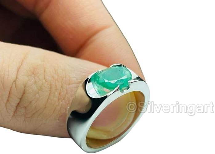 สีเขียว