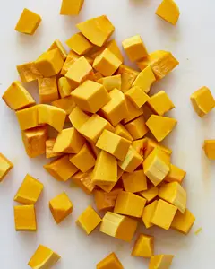 Venta Caliente: Trozos de Calabaza Congelados IQF y Puré de Calabaza de Vietnam, a Granel, en Cubos, con Piel Removeda - Product Image 3