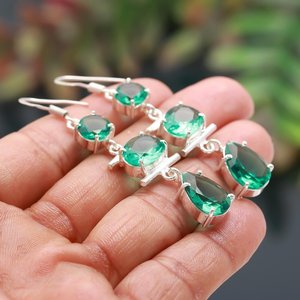 Boucles d'oreilles en apatite facettée, argent sterling 925 plaqué or, jolie pierre précieuse verte, bijoux solitaire faits à la main pour un anniversaire ou une fête - Product Image 5