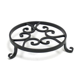 Iron Wire Heart <b>Trivet</b> with Rubber Feet for Hot Dishes Red Powder Coated - Product Image 4
