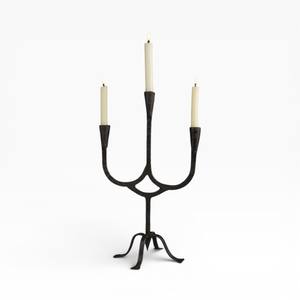 Ensemble moderne de trois bougeoirs en métal noir avec un design haut et mince pour les intérieurs modernes - Product Image 5