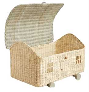 Panier de rangement en rotin tressé créatif et portable avec roulettes et couvercle en forme de petite maison avec fenêtres et porte - Product Image 6