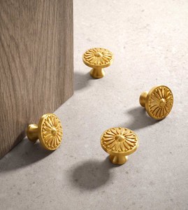 Adorable bouton de porte en métal de conception artisanale pour fournitures de quincaillerie intérieure et extérieure Fourniture de quincaillerie rustique en laiton de haute qualité - Product Image 6