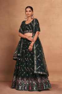 La dernière tenue de créateur à feuilles persistantes haute sur demande Georgette lourde Lehenga Choli & Dupatta broderie et paillettes travail à vendre - Product Image 2