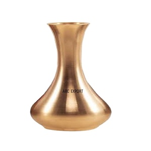 Maceta y jarrón de Metal de diseño de lujo Simple, decoración de mesa de acabado de Color dorado, jarrón de flores de diseñador de lujo para interiores y exteriores - Product Image 1