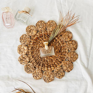 Scalloped Edge Woven Placemat Dining Table Decor Scallop Water Hyacinth Charger Plate <b>Dinner</b> Accessories - Product Image 2