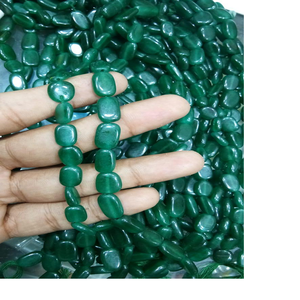 Cuentas de vidrio de colores verdes hechas a medida, en forma plana, adecuado para diseñadores de joyería y Tiendas de Cuentas - Product Image 1