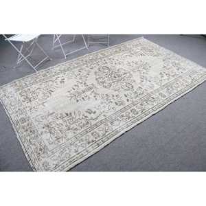 Tapis de 5x8,6 pieds, grand tapis turc vintage, tapis en laine blanche - Product Image 2