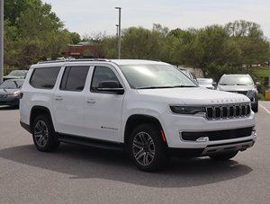 Jeep Wagoneer L Series II Twin Turbo RWD 2024 Usado en Buen Estado - Product Image 2