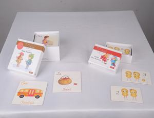 Boîtes de cartes à jouer pliables en carton gris recyclable imprimées en offset personnalisées avec lamination brillante - Product Image 1