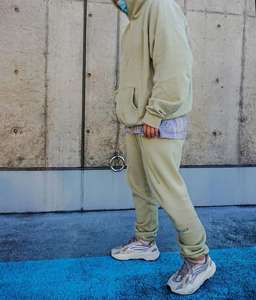 Sudaderas con capucha Fabricante personalizado de alta calidad 600 Gsm Silver Fox Fleece Hoodies Manga raglán Sudaderas con capucha de gran tamaño - Product Image 5