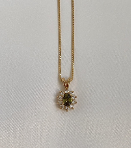 ศิลปะลวดทองจี้ดอกไม้กรอบด้วยเพชรกลางที่ละเอียดอ่อนสง่างามและเบามีจำหน่ายในราคาขายส่ง - Product Image 6