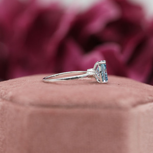 Blue Radiant Cut Lab Grown Diamond Cluster Lujoso anillo de compromiso de oro sólido de 14K para mujeres Certificado IGI - Product Image 4