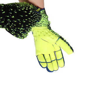 Vente en gros de gants de gardien de but en cuir de qualité supérieure gants de sport professionnels respirants antidérapants personnalisables - Product Image 3