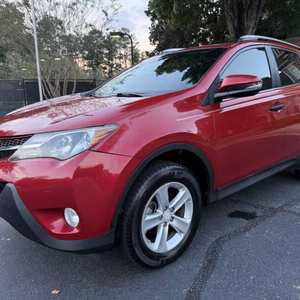 2013 T * oyota RAV4 XLE d'occasion - Product Image 1