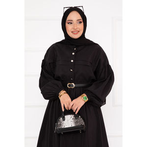 Ensemble hijab à jupe avec détails côtelés noirs en tissu crêpe - Product Image 2
