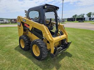 Pompe de boîte de vitesses pour chargeuse sur chenilles 226D3 (2022) – Haute efficacité, excellent état, incluse - Product Image 4