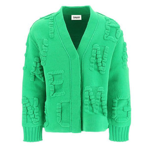 Suéter en relieve para hombre con logotipo personalizado, Jersey de punto de manga larga de Jacquard con cuello redondo para invierno, prendas de punto transpirables con doble botonadura - Product Image 6