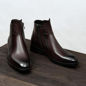 Botas de Piel de Oveja Marrón de Lujo por Encima de la Rodilla con Superficie Impermeable y Forro Antideslizante para Clima Frío y Uso Formal - Product Image 2