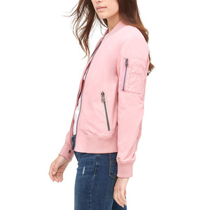 Chaquetas Softshell para mujer hechas en Pakistán para uso al aire libre, chaqueta de mujer de punto transpirable con cuello levantado, venta en línea - Product Image 4
