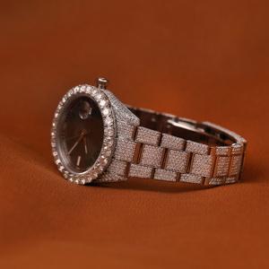 นาฬิกาข้อมือ VVS Moissanite หน้าปัดสีเขียวเลขโรมันสุดเจ๋งหน้าปัดวันที่มีประกายระยิบระยับคุณภาพสูงสำหรับผู้นำเทรนด์ - Product Image 2