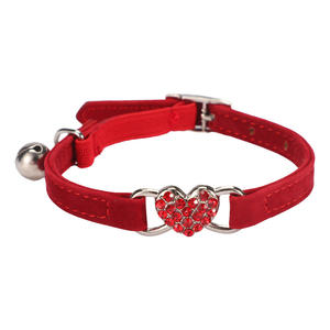 <span class=keywords><strong>Collar</strong></span> de nailon para mascotas para gatos, perros, agua, diamante, amor, franela, estampado de corazón, suave, cómodo con campana, decoración de cinta de estilo bonito - Product Image 2