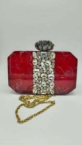 กระเป๋าคลัทช์เรซิ่นทำมือสไตล์สัตว์ สีแดง ประดับหินสีทอง สัมผัสเหมือนจริง งานแฮนด์เมดจากอินเดีย สำหรับผู้หญิง - Product Image 6