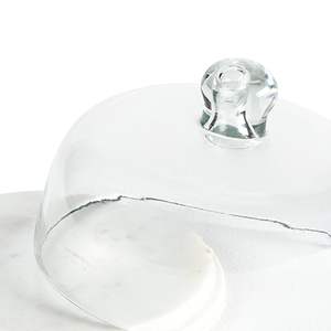 Cloche de présentation artisanale écologique en bois et marbre, base élégante en pierre blanche, dôme transparent soufflé à la main pour gâteaux et pâtisseries - Product Image 6