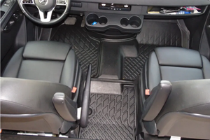 LISTO PARA ENVIAR - USADO, VOLANTE A LA IZQUIERDA/DERECHA, 2023 J A Y C O MELBOURNEESE PRESTIGEEES 24RP - Product Image 3