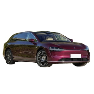 Vehículo Eléctrico de 5 Puertas y 5 Asientos, Tipo Familiar, Ultra Todoterreno, con Autonomía de 601-700 km según NEDC y Motor de 300 kW - Product Image 4