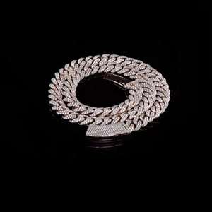 VVS Moissanite Hip Hop Round Cut 15mm Diamond Iced Out Cuban Link Ice Out Chaîne pour homme en argent sterling 925 - Product Image 2