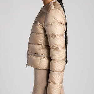 Chaqueta Corta Acolchada de Invierno para Mujer, Diseño Personalizado de Fábrica Directa al por Mayor - Product Image 6