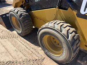Used Skid Steer 2016 CATERPILLAR 262D Skid Steer Loader EPA Skid Steer with Diesel Engine Good Condition - Product Image 4