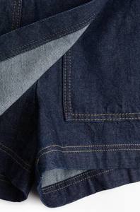 Short en jean bleu respirant taille haute pour femmes, denim d'été extensible et confortable avec poches lavées - Product Image 6