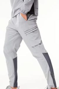 Chándal Cortavientos con Logotipo Personalizado, Color Sólido, Impreso, de Alta Calidad, 100% Nailon, Impermeable, Ligero, de Dos Piezas - Product Image 2