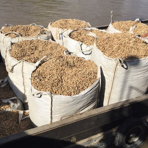 Pellets de Biomasa de Pino de Larga Duración, Diseñados para Sistemas de Calefacción a Gran Escala y Entornos con Demanda de Energía Continua - Product Image 4