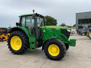 Tracteur John Deere 6150M de 150 CV avec accessoires - Product Image 2